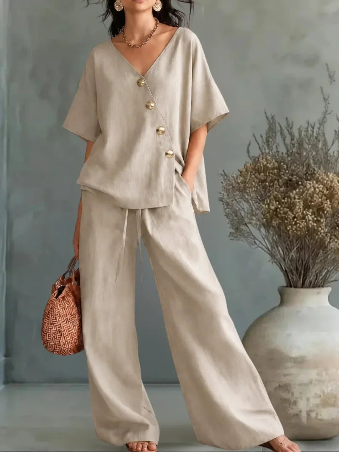 Celia Set with V-Neck and Buttons