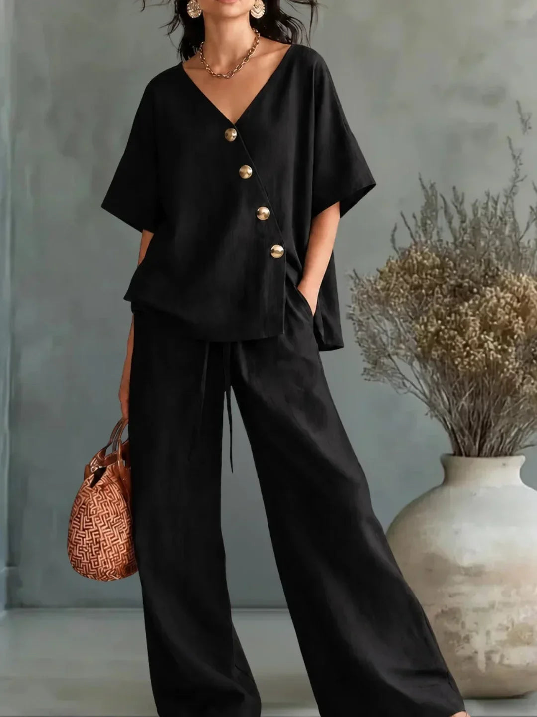 Celia Set with V-Neck and Buttons