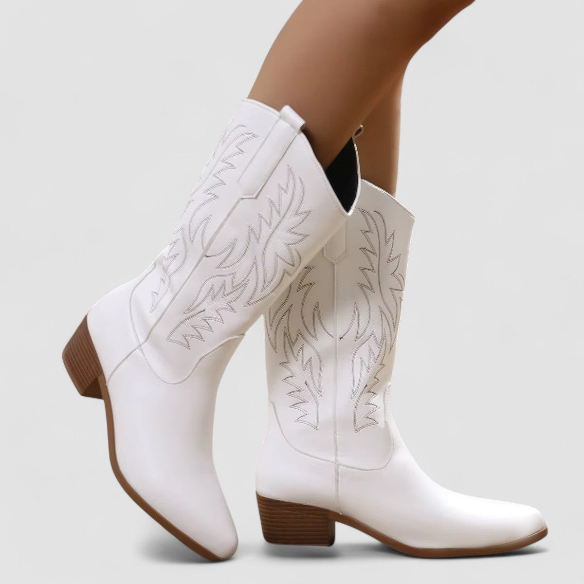 Cassidy™ | Embroidered Western Boots